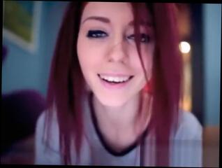 Video 521976804: webcam girl plays, amateur webcam, shy girl playing