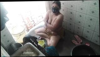 Video 1627625521: desi nude bath, bathroom nude, desi straight