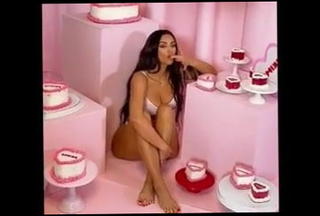 Video 1535930001: kim kardashian, big booty compilation, big titted booty ass, big ass booty armenian, tits celebrity compilation, big booty straight, booty close, big booty brunette