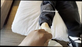 Video 1627817865: straight guys