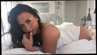 Video 1271452545: demi lovato, hot fap