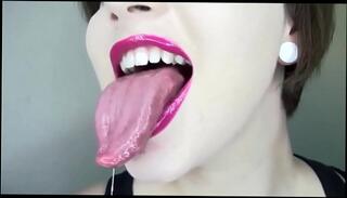 Video 637880475: short hair shemale, shemale mouth, beautiful girl