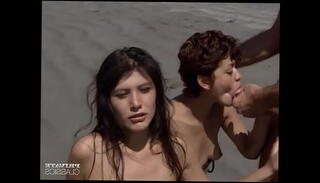 Video 1477930005: vanessa chase, beach orgy
