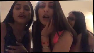Video 1454673295: homemade blonde girl, brunette webcam girl