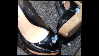 Video 1498919785: shoejob, toes