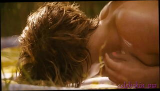 Video 729302365: public breast