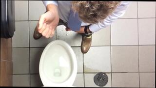 Video 1069965204: gay fetish, urinal spy