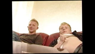 Video 1226535501: gay twins, gay wanking together