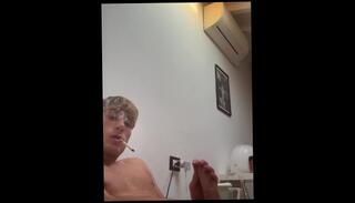 Video 1625830933: amateur solo male, italian solo, smoking solo, amateur teenagers