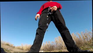 Video 957315795: pee pissing outdoor, pissing bear gay, italian pissing