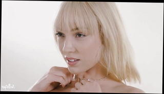 Video 1174516701: fast clit rubbing, blonde rubs clit, straight blonde