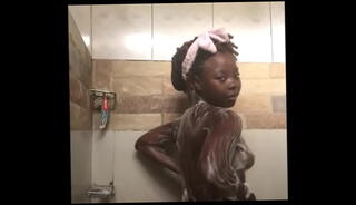 Video 1624198785: girls women, amateur women, bad women, women's bathroom, girl bedroom