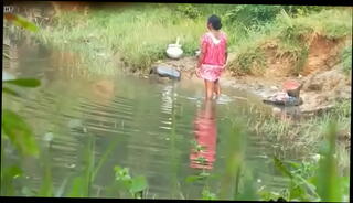 Video 1078284745: desi aunty bathing, indian aunty bathing, desi aunty outdoor