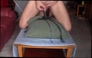 Video 1655003991: piss gay, pissing hd