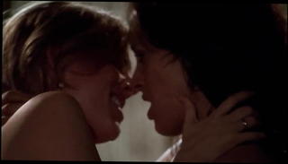Video 1080780501: jennifer beals, lesbian kissing hd, lesbian straight, american lesbian