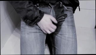 Video 1655009195: homemade pee, amateur pee, jeans peeing, toilet pee
