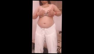 Video 1658140871: desi aunty hard, white aunty, straight
