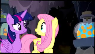 Video 1654377875: little girl