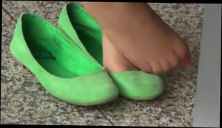 Video 872590104: candid nylon shoeplay, foot fetish stockings