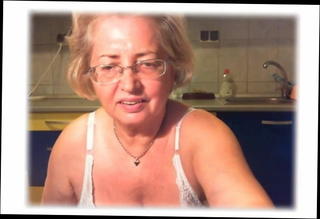 Video 1567373711: pantyhose lady, pantyhose women, pantyhose cam, tan tights pantyhose, old pantyhose, women older ladies, straight women