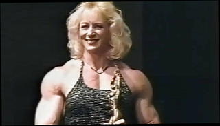 Video 1572219001: straight woman, straight women, muscle woman, huge woman, muscular woman, female woman, big woman