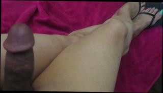 Video 701130501: shemale foot