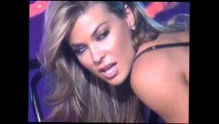 Video 1538758701: carmen electra, christina applegate, straight celebrity