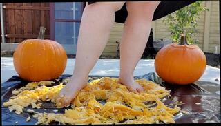Video 1587231733: feet foot fetish toes, bbw foot fetish, foot fetish solo, bbw amateur solo, outdoor foot fetish, old foot fetish, female foot fetish, foot fetish young, halloween foot, pale foot, gut