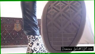 Video 1658929515: french humiliation