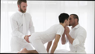 Video 1658161834: latin twink bareback threesome, bareback twink gay sex, daddy barebacks latin twink, fetish threesome sex, muscle twinks bareback