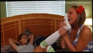 Video 1520799701: taylor raz, lesbian sock worship, worshiping straight, american lesbian