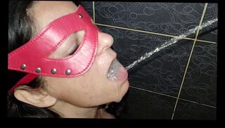 Video 1665024333: pissing pee drinking, amateur piss drinking, piss slut, mouth drinking piss, face pissing