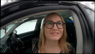 Video 1364890925: blonde babe public, hot blonde babe