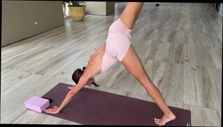 Video 1654610473: skinny brunette solo, sexy skinny amateur, skinny amateur homemade, sexy skinny petite, sexy solo female, skinny tease, skinny couple, solo female yoga, pink skinny