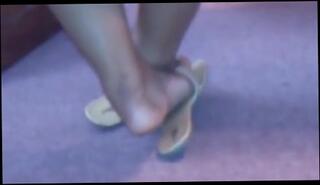 Video 142102804: ebony foot fetish, girl candid feet, girl friends feet