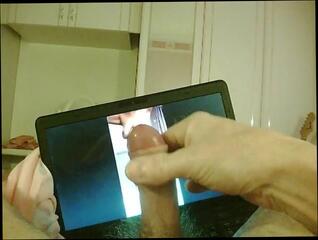 Video 286911501: grandma, man gay