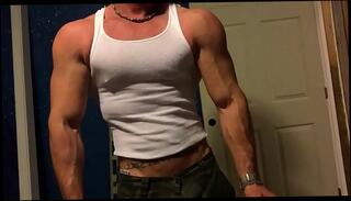 Video 739237515: gay muscle worship, bodybuilder muscle worship, stories gay
