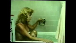 Video 1119183105: sexy nude bath girl, nude blonde boobs