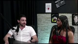 Video 1665990935: teen interview