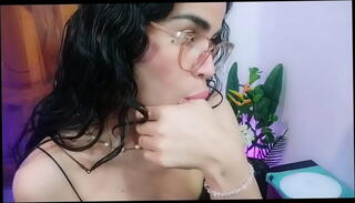 Video 1611284815: solo twerk, woman twerking, beautiful solo girl, solo young girl, solo brunette girl, fingering play wet, face twerking, naughty fingers