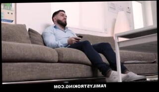 Video 1559854801: stroking straight