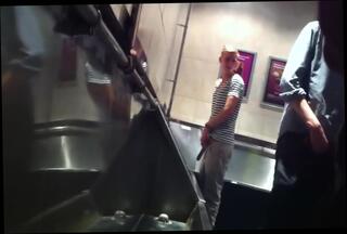 Video 1069980504: gay twink, urinal spy