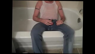 Video 1371469545: piss gay, piss bath, pissing white