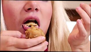 Video 1629995861: laela pryce, fingering lesbian tongues, cunnilingus fingering, fingering straight, fingering hd