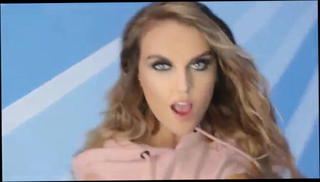 Video 1558540201: touching straight