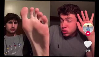 Video 1626889195: horny feet, guys feet