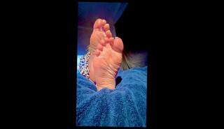 Video 1653882903: milf feet fetish, milf amateur fetish, fetish soles feet, latin milf feet, feet fetish hot, feet wrinkled soles, oiled soles, pretty oiled