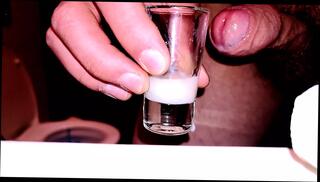 Video 1584458171: swallows load, long cumshot, man gay