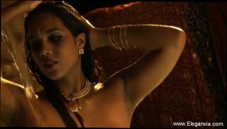 Video 1601718594: indian solo, outdoor solo, solo female, brunette solo, solo hd, babes dancing erotically