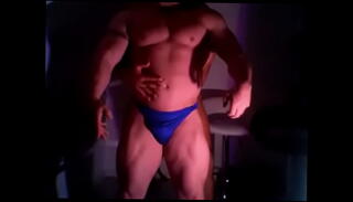 Video 1431147445: bodybuilder worship